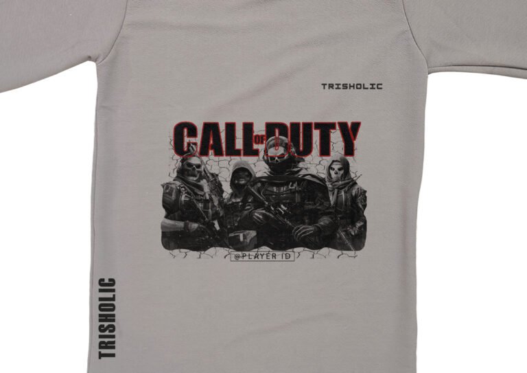 "Dusty grey oversized t-shirt with COD-themed graphic print"