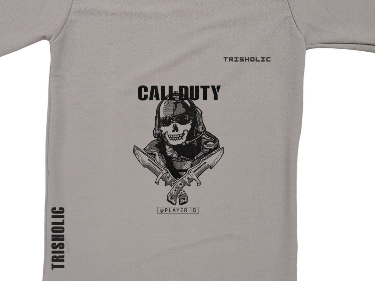 "Oversized grey t-shirt featuring Trisholic and Call of Duty design"