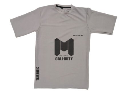 "Dusty grey oversized t-shirt with COD-themed graphic print"
