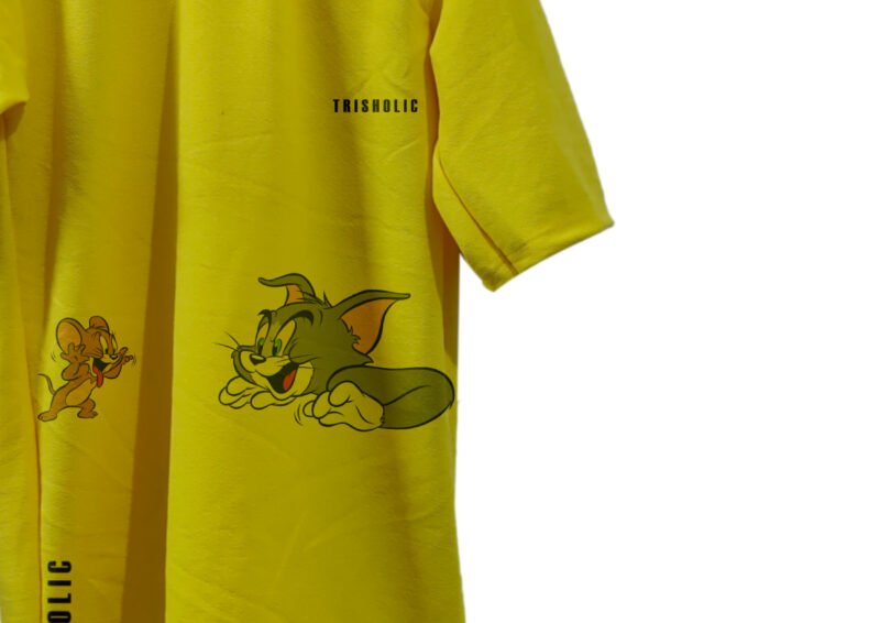 Color-blocked tee with Tom and Jerry surfing a giant wave.